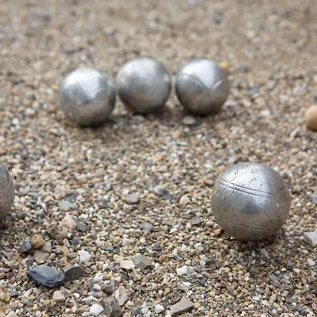 250m Prive, Borne D'arcade, Babyfoot - Des Freres-strasbourg 펜션