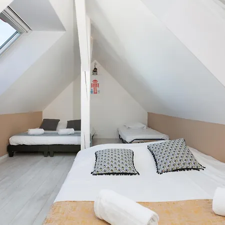 250m Prive, Borne D'arcade, Babyfoot - Des Freres-strasbourg *