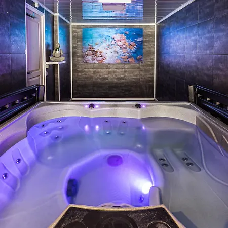 250m Spa Prive, Borne D'arcade, Babyfoot - Gite Des Freres-strasbourg Holiday home Hurtigheim