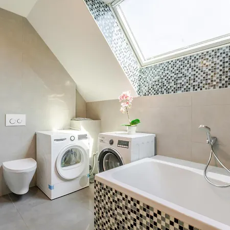Sauna & Jacuzzi I Prives I Jeux I 12 Min Strasbourg Vakantiehuis *