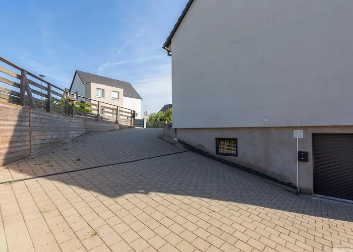Дом отдыха 250m Prive, Borne D'arcade, Babyfoot - Des Freres-strasbourg